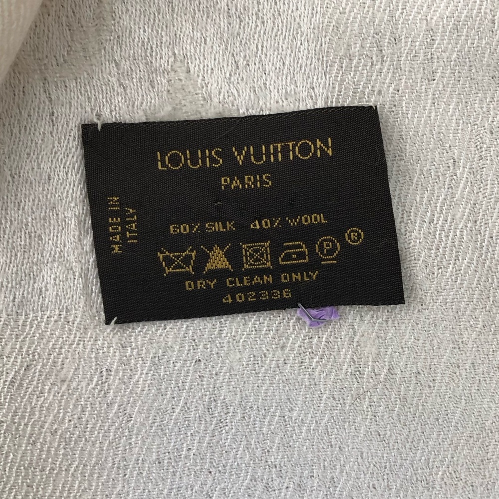 Louis Vuitton scarf